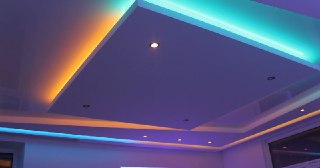 Натяжной потолок с подсветкой Бийск, цена от 2083 руб.